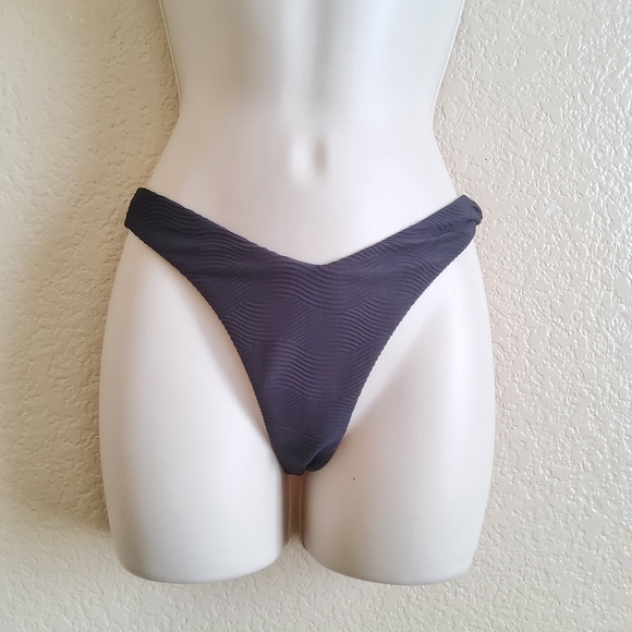 Seafolly Ribbed High Cut Bikini Swimsuit Bottom Size 2 Black New - Picture 3 of 10